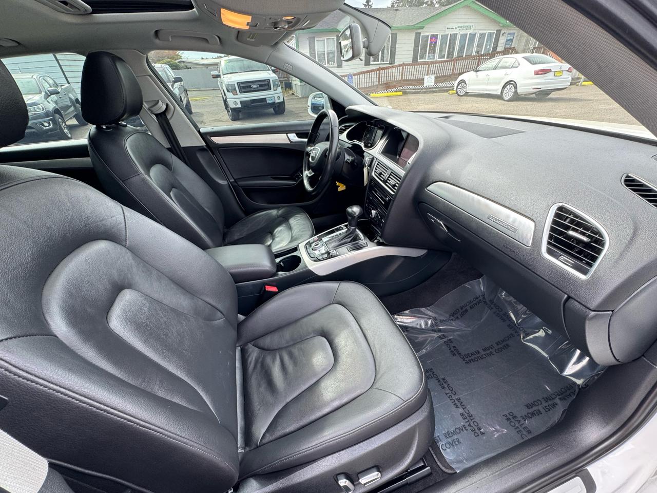 Audi A4 4dr Sdn Auto quattro 2.0T Premium 2014