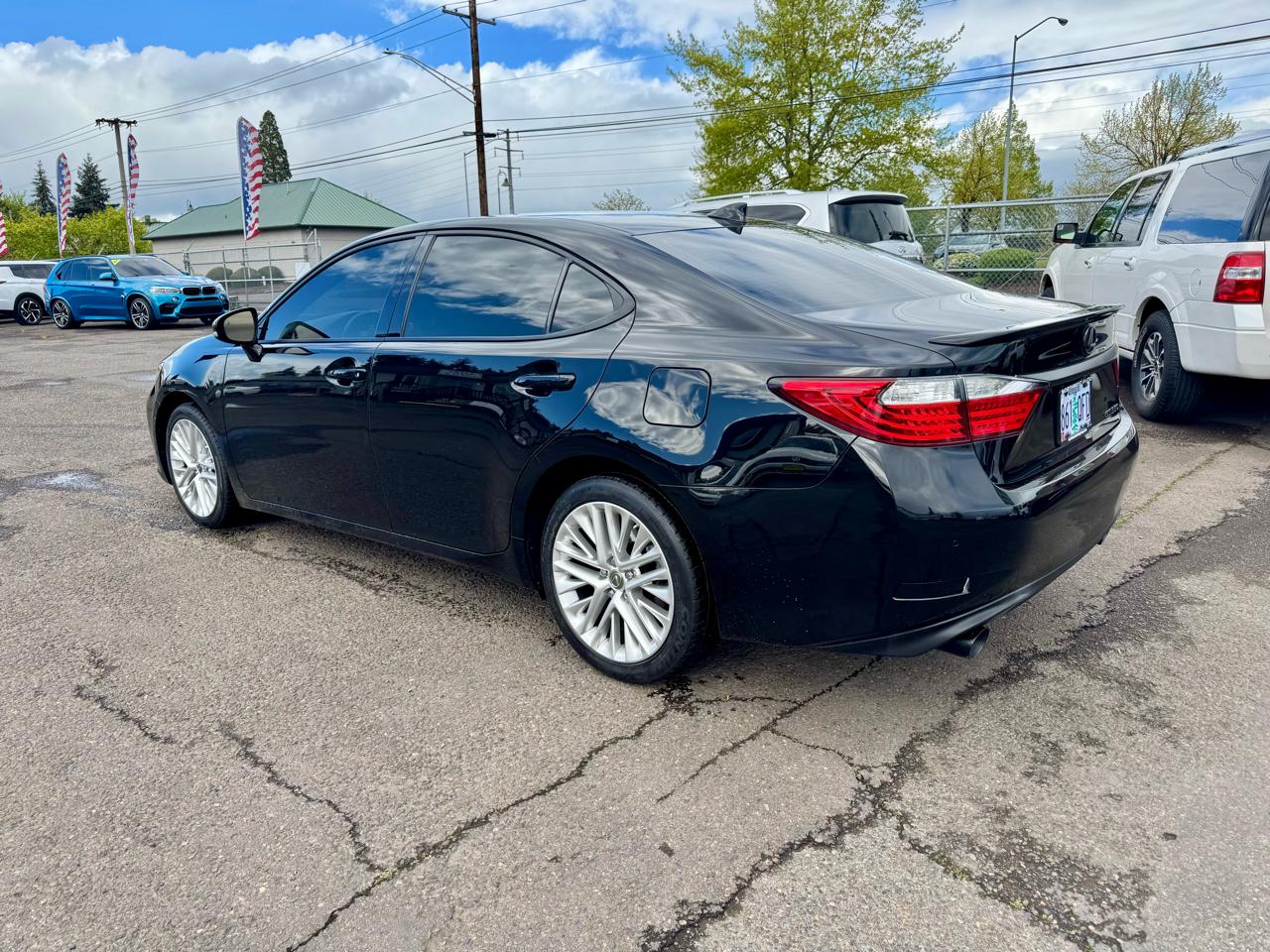 Lexus ES 350 4dr Sdn 2015