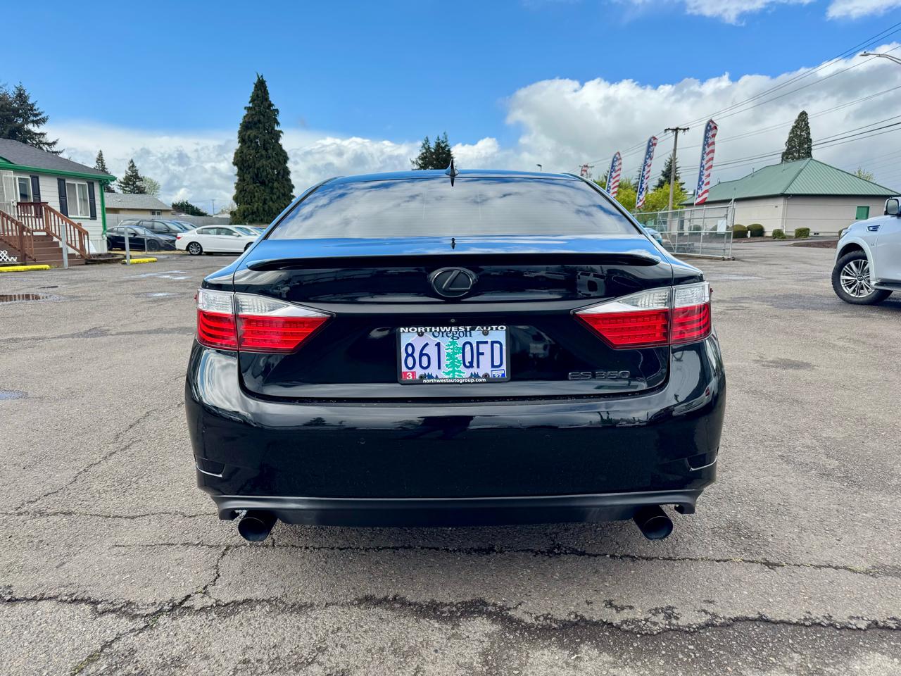 Lexus ES 350 4dr Sdn 2015