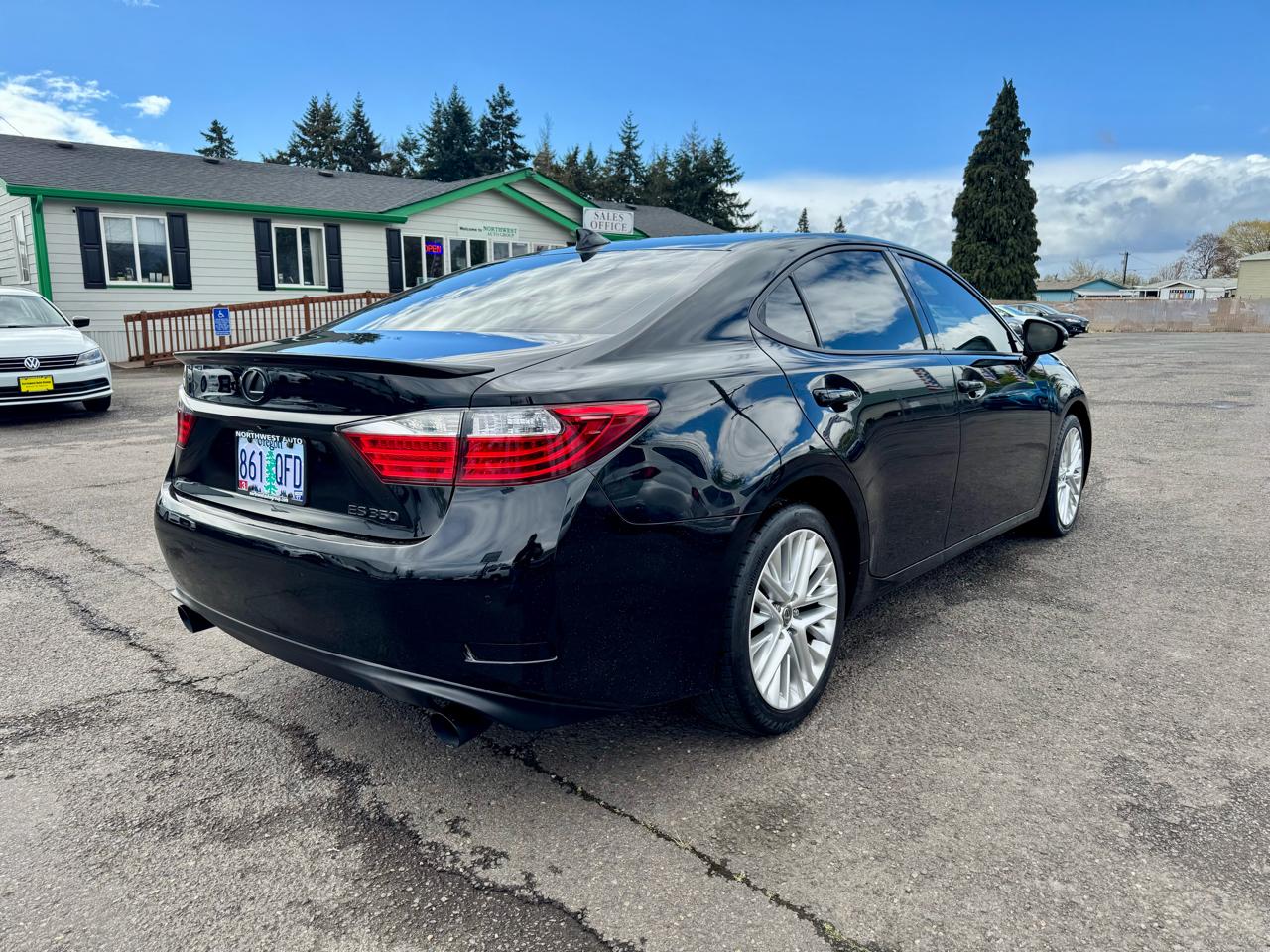 Lexus ES 350 4dr Sdn 2015