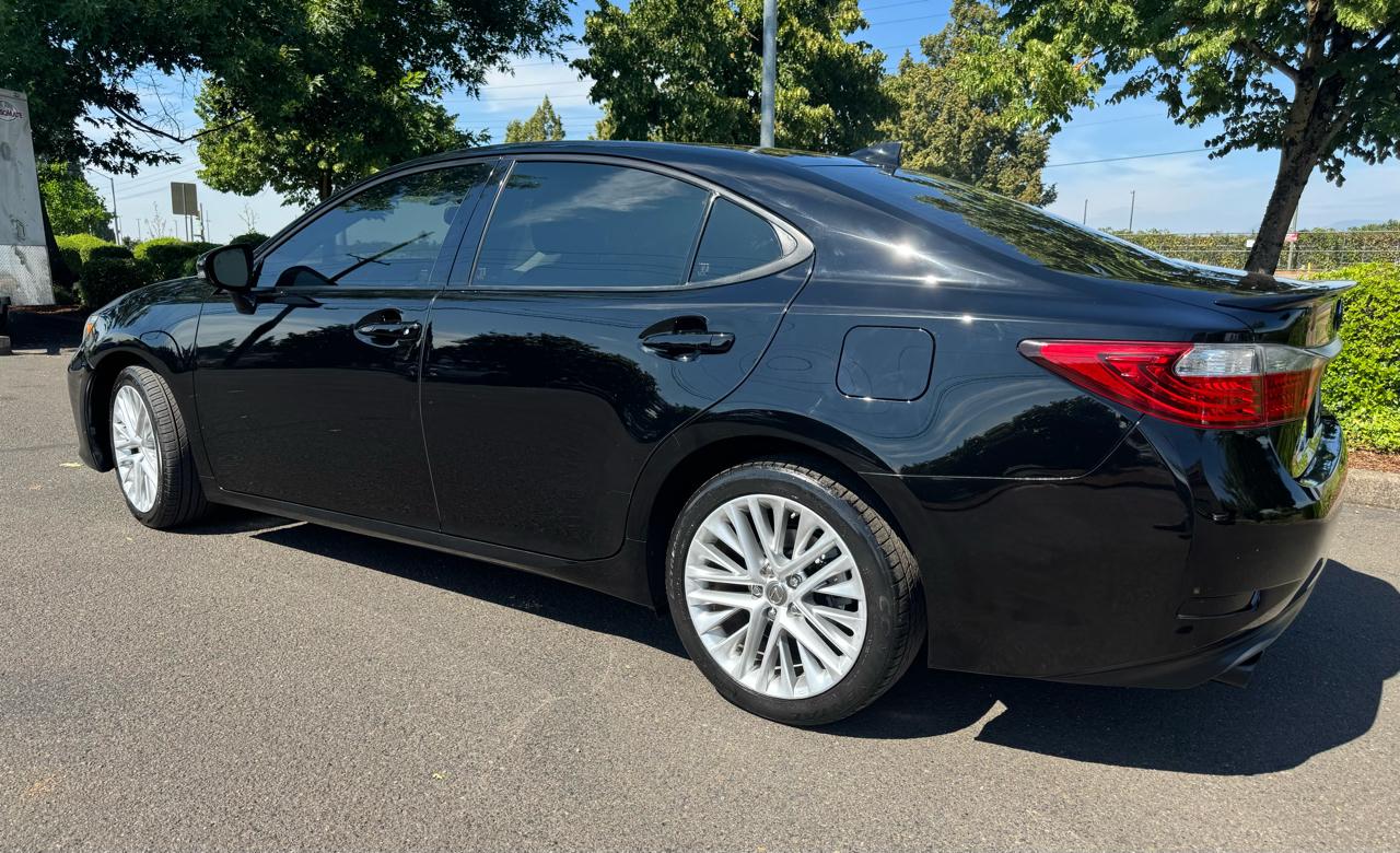Lexus ES 350 4dr Sdn 2015