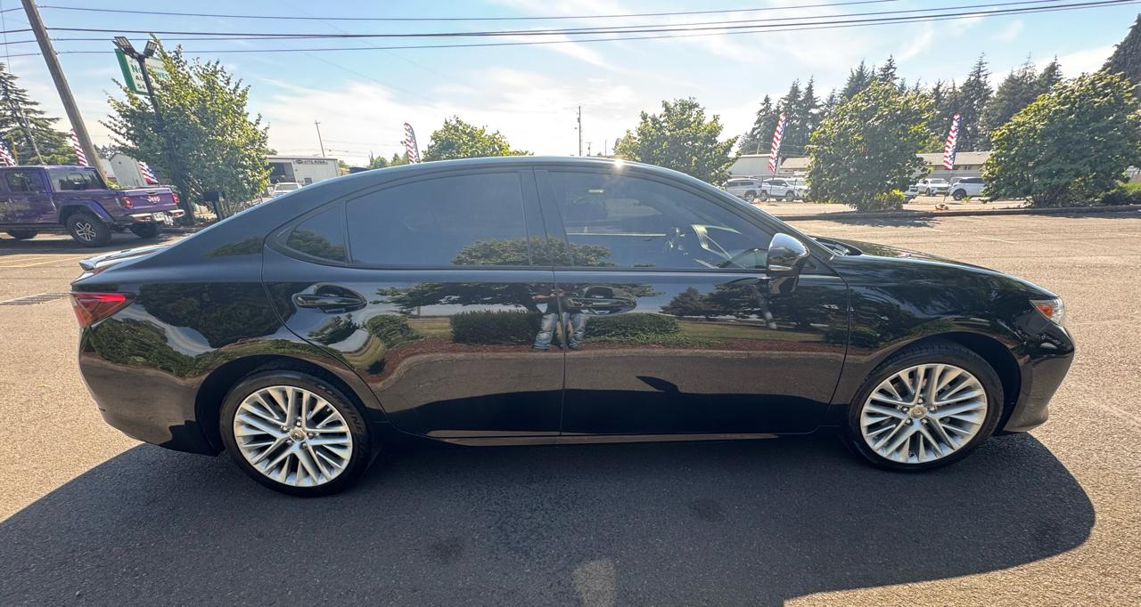 Lexus ES 350 4dr Sdn 2015