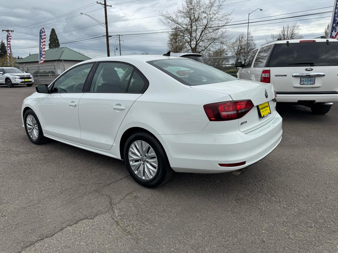 Volkswagen Jetta Sedan 4dr Man 1.4T S 2016