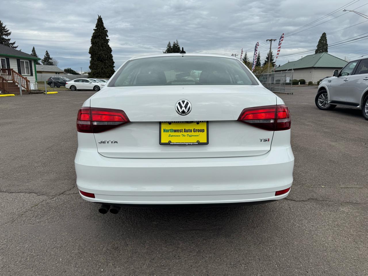 Volkswagen Jetta Sedan 4dr Man 1.4T S 2016
