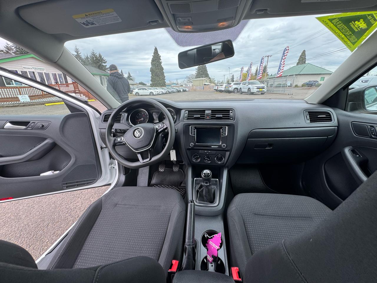 Volkswagen Jetta Sedan 4dr Man 1.4T S 2016