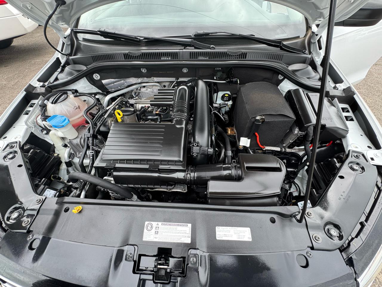 Volkswagen Jetta Sedan 4dr Man 1.4T S 2016