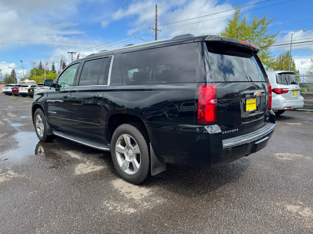 Chevrolet Suburban 4WD 4dr 1500 Premier 2018