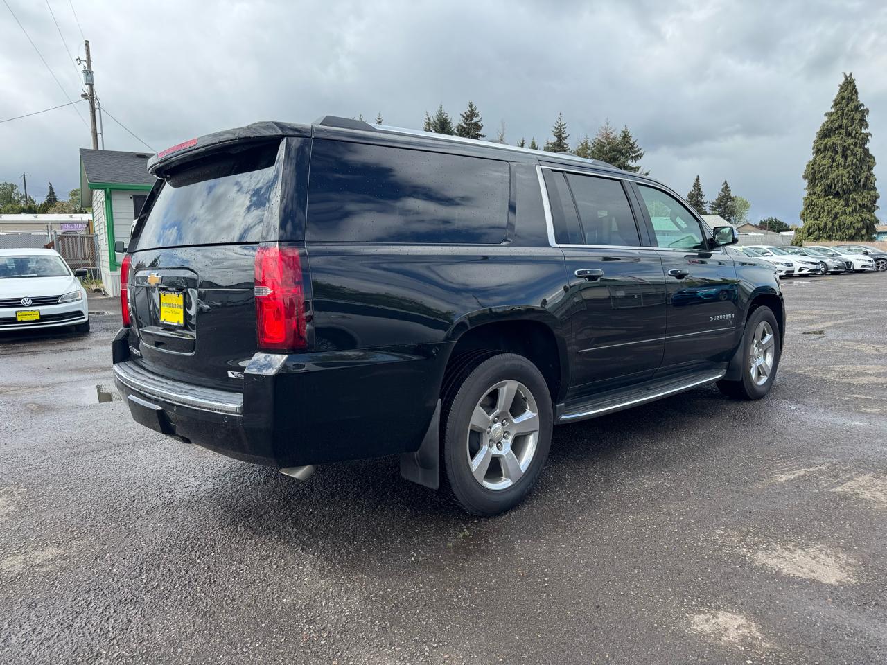 Chevrolet Suburban 4WD 4dr 1500 Premier 2018