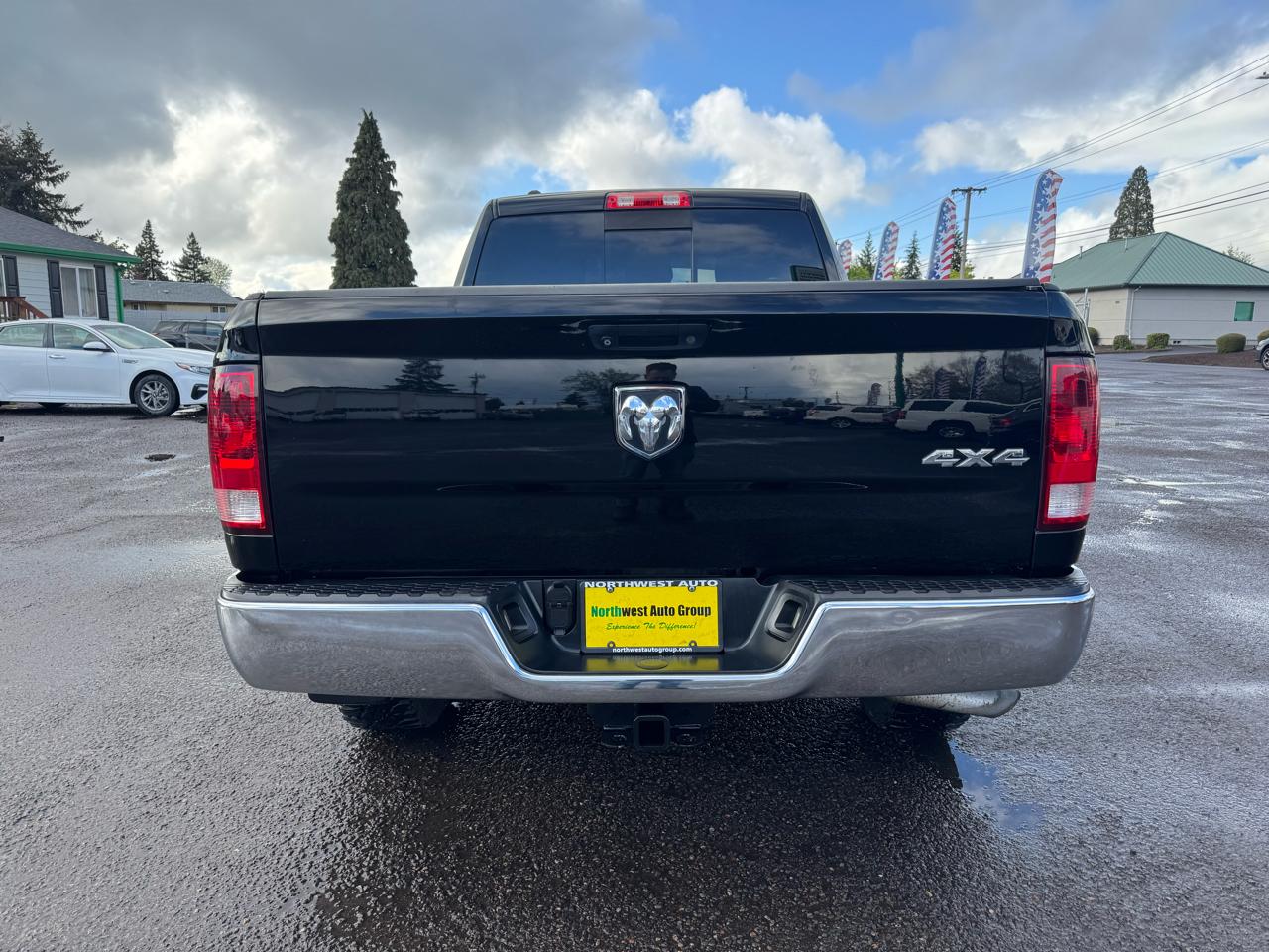 RAM 1500 4WD Quad Cab 140.5" ST 2013