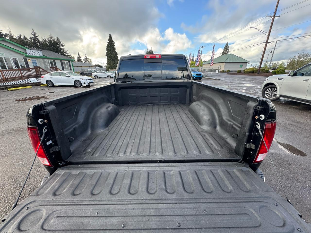 RAM 1500 4WD Quad Cab 140.5" ST 2013