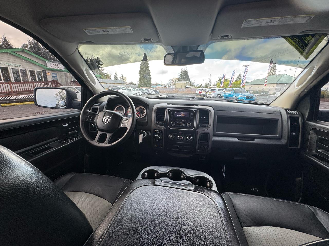 RAM 1500 4WD Quad Cab 140.5" ST 2013