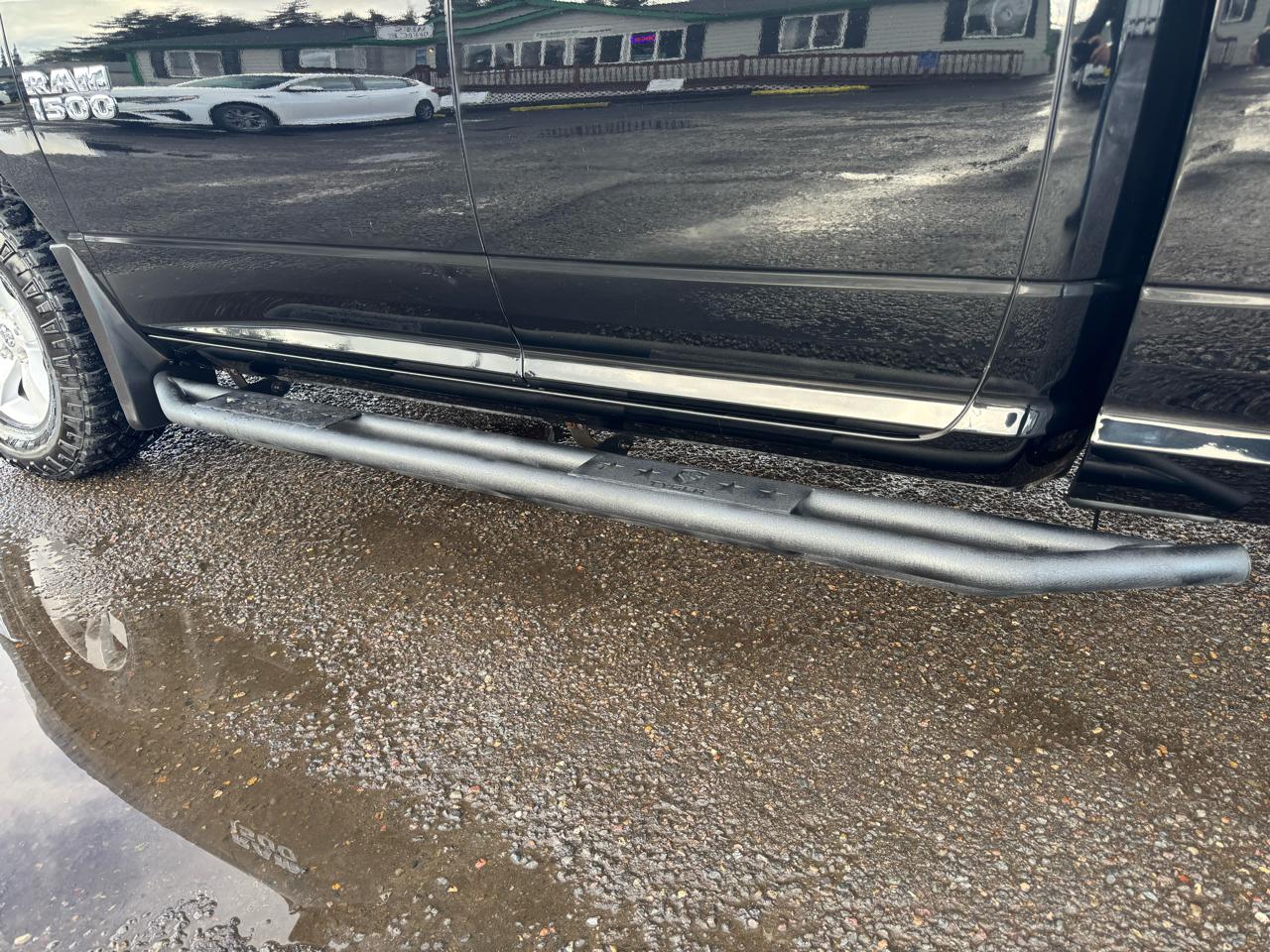 RAM 1500 4WD Quad Cab 140.5" ST 2013