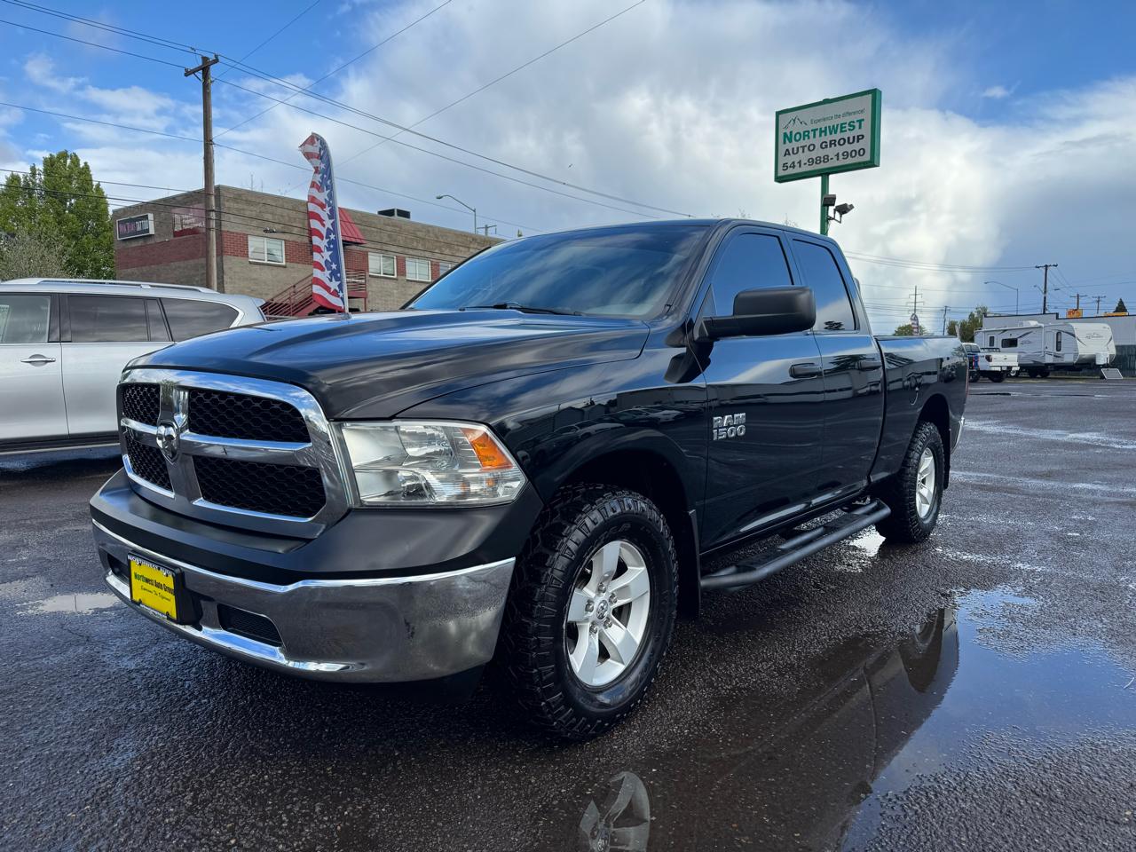 RAM 1500 4WD Quad Cab 140.5" ST 2013
