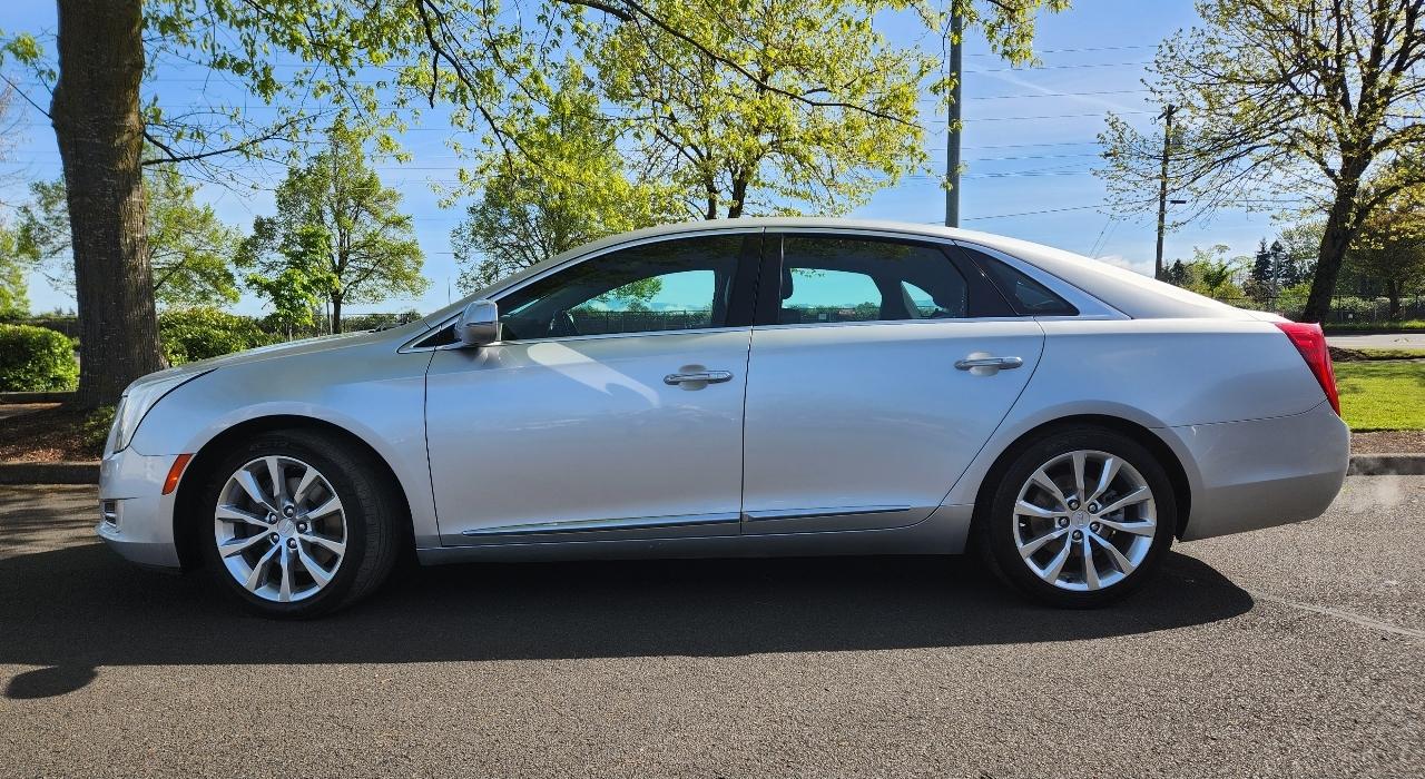 Cadillac XTS 4dr Sdn Luxury Collection AWD 2016