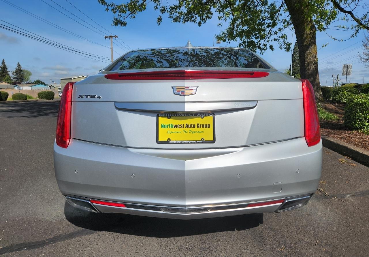 Cadillac XTS 4dr Sdn Luxury Collection AWD 2016
