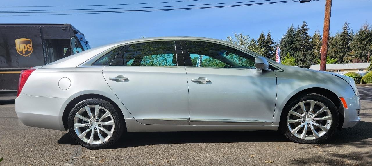 Cadillac XTS 4dr Sdn Luxury Collection AWD 2016