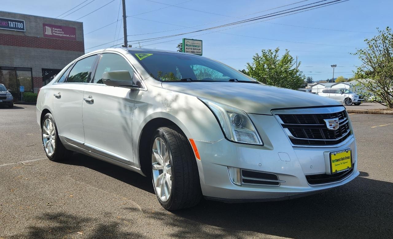 Cadillac XTS 4dr Sdn Luxury Collection AWD 2016