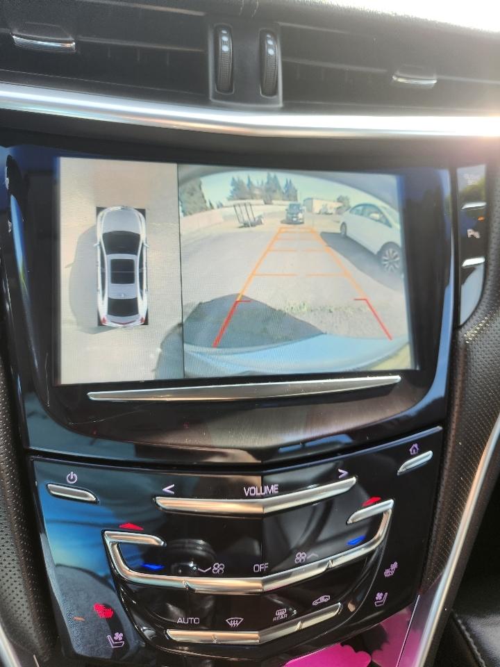 Cadillac XTS 4dr Sdn Luxury Collection AWD 2016