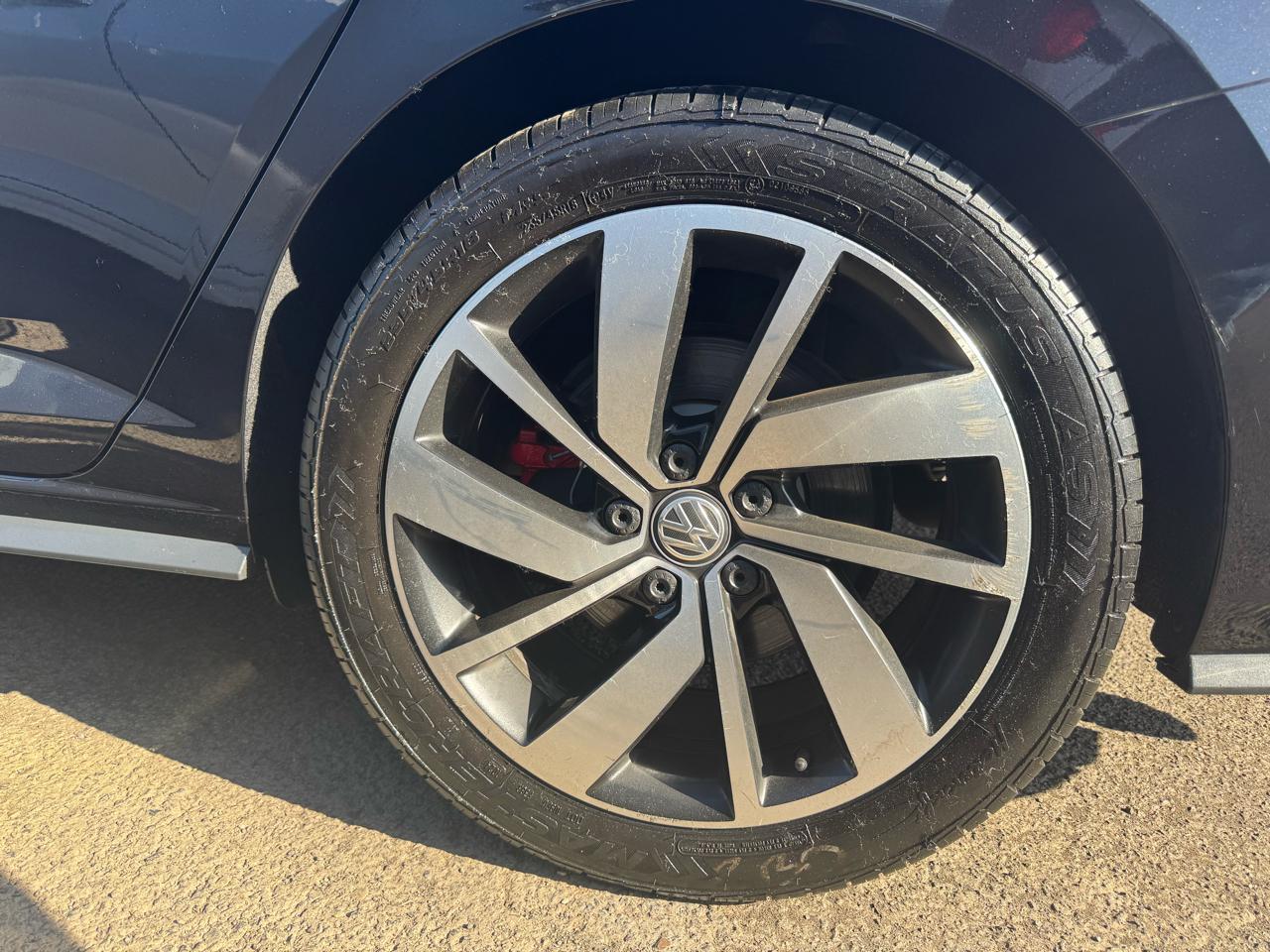 Volkswagen Jetta GLI 35th Anniversary Edition DSG 2019