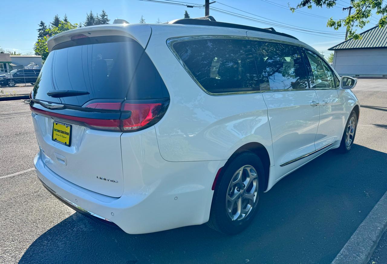 Chrysler Pacifica Limited FWD 2022