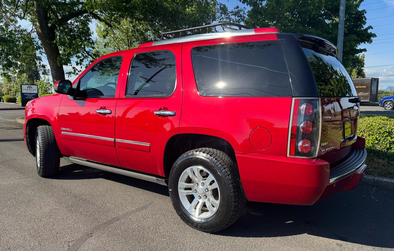 GMC Yukon AWD 4dr 1500 Denali 2012