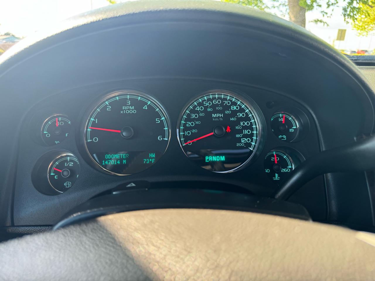 GMC Yukon AWD 4dr 1500 Denali 2012