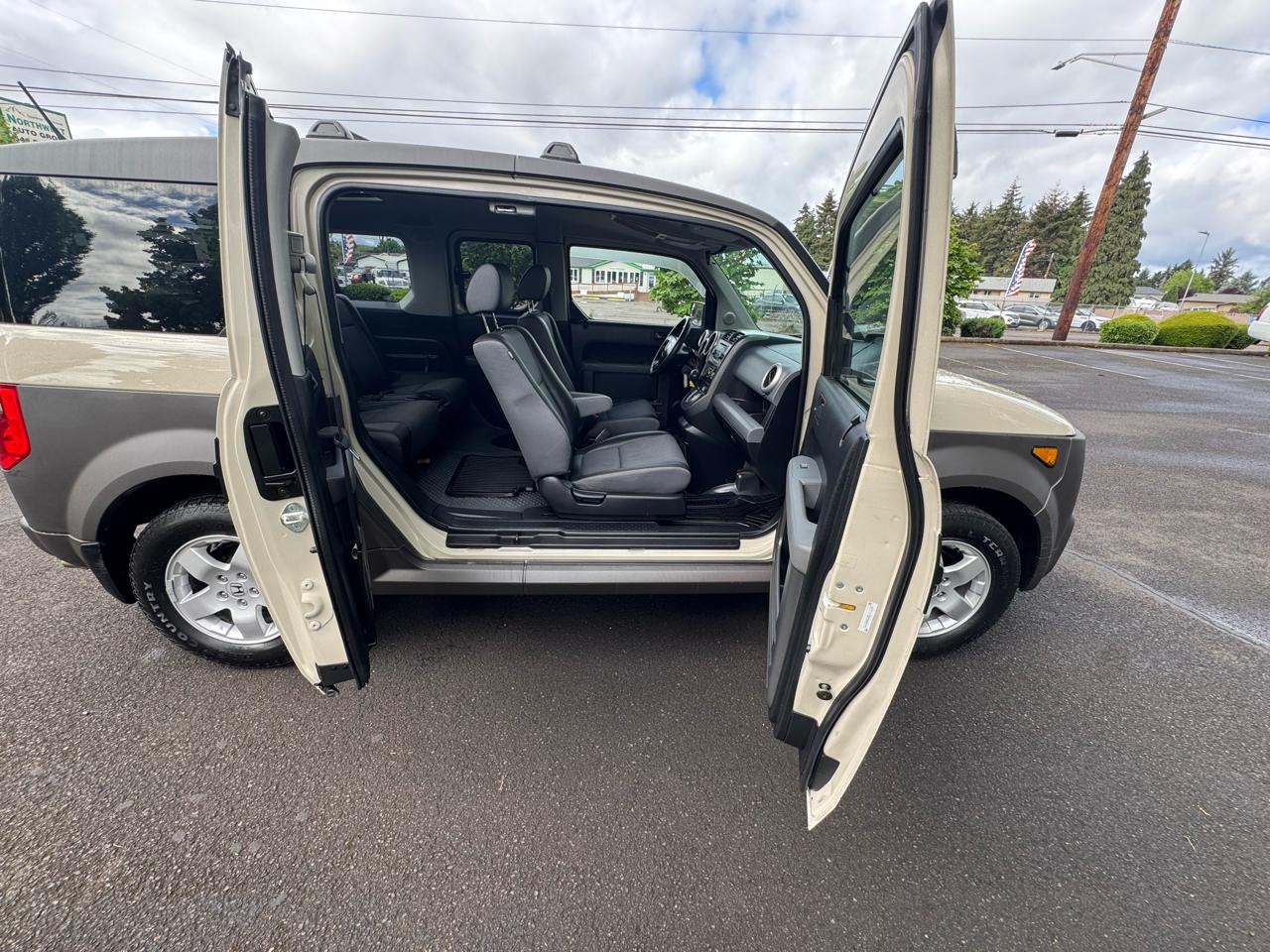Honda Element 4WD EX AT 2005