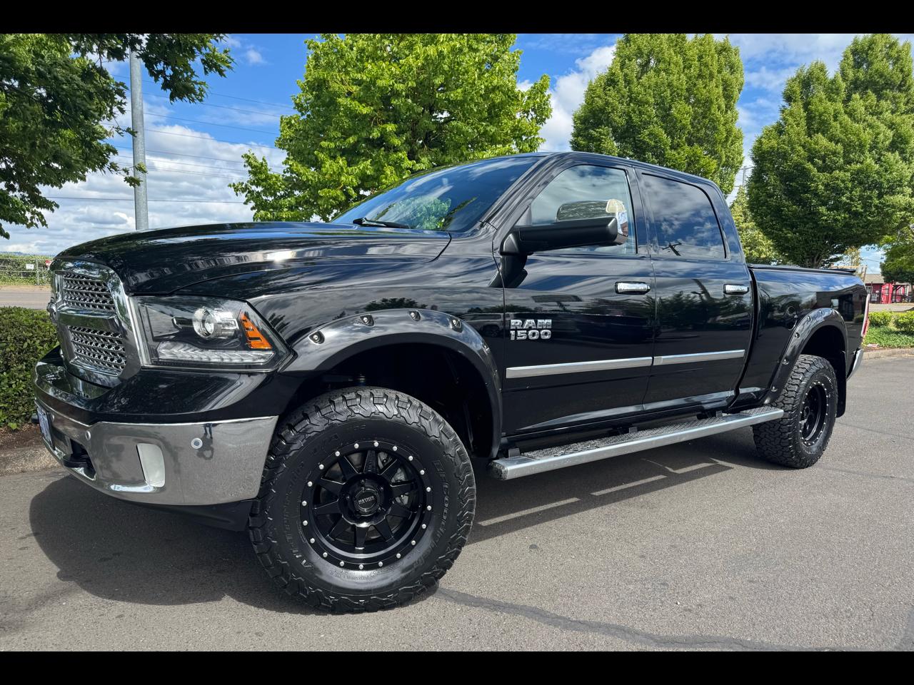 RAM 1500 4WD Crew Cab 149" Laramie 2014