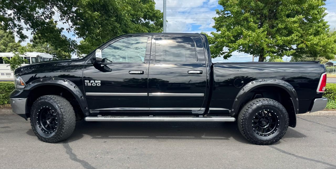 RAM 1500 4WD Crew Cab 149" Laramie 2014