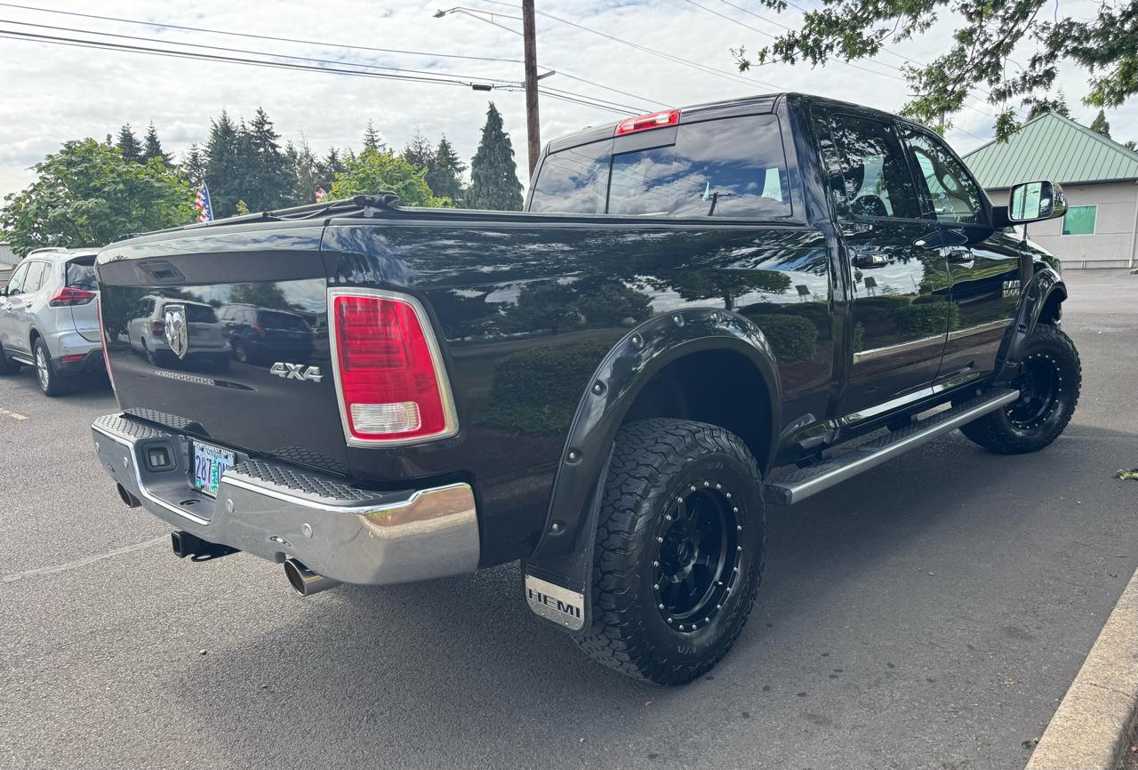 RAM 1500 4WD Crew Cab 149" Laramie 2014