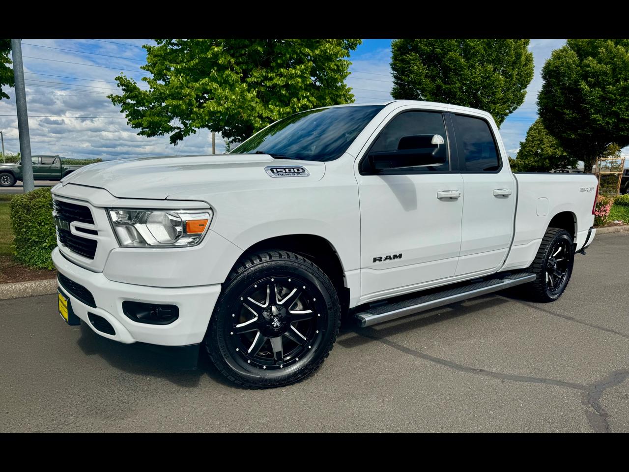 RAM 1500 Big Horn 4x2 Quad Cab 6'4" Box 2020