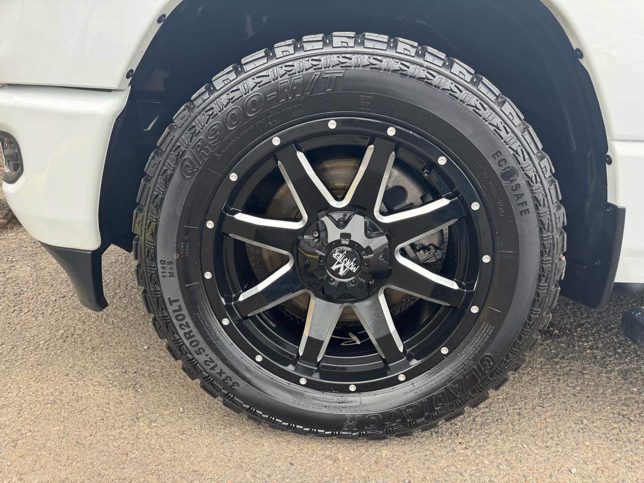 RAM 1500 Big Horn 4x2 Quad Cab 6'4" Box 2020