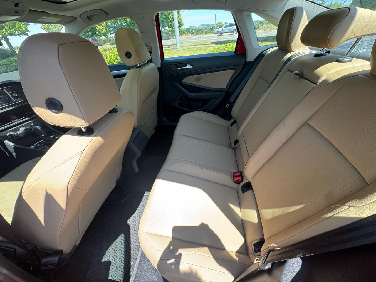 Volkswagen Jetta R-Line Auto w/SULEV 2019