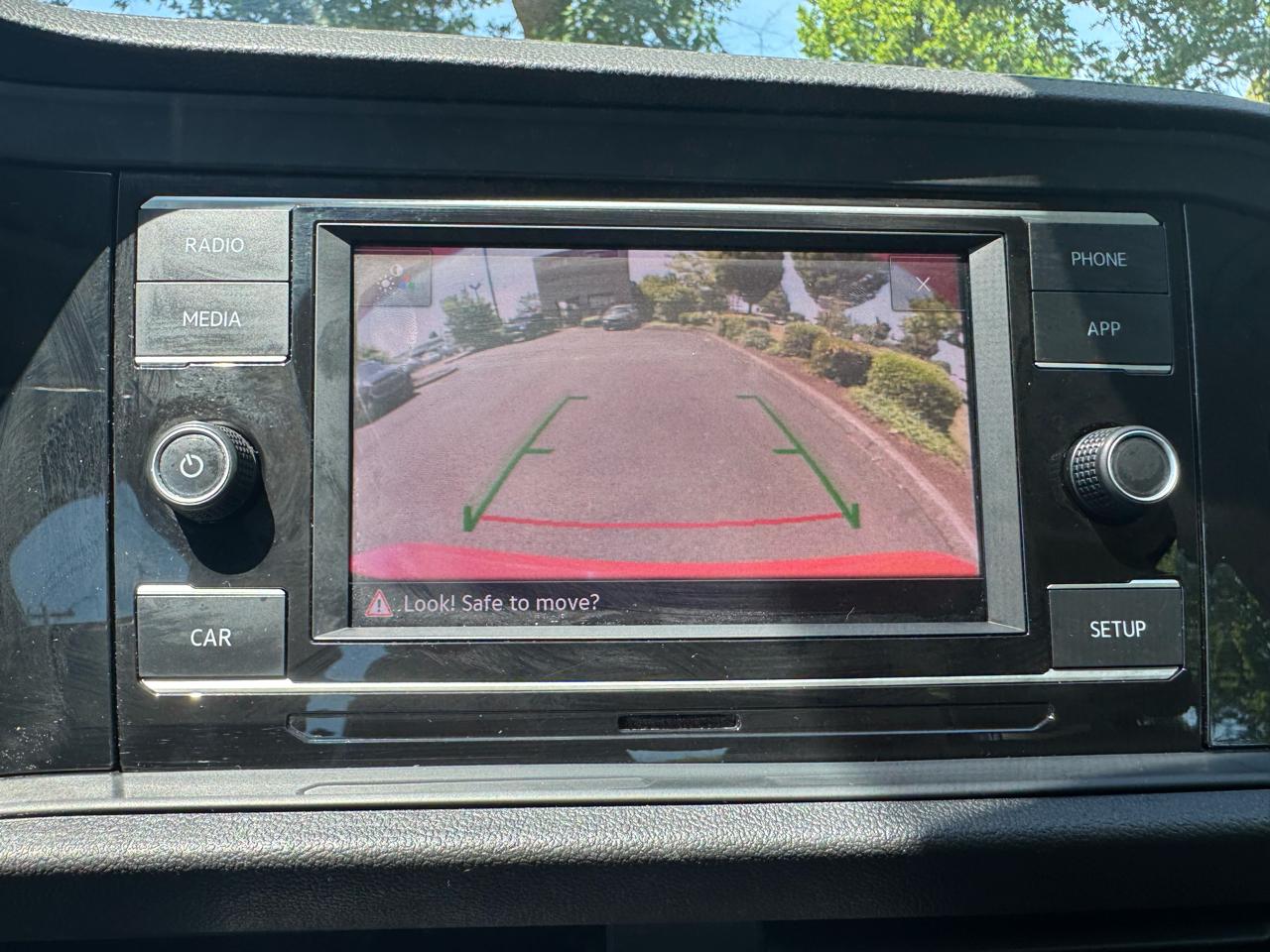 Volkswagen Jetta R-Line Auto w/SULEV 2019