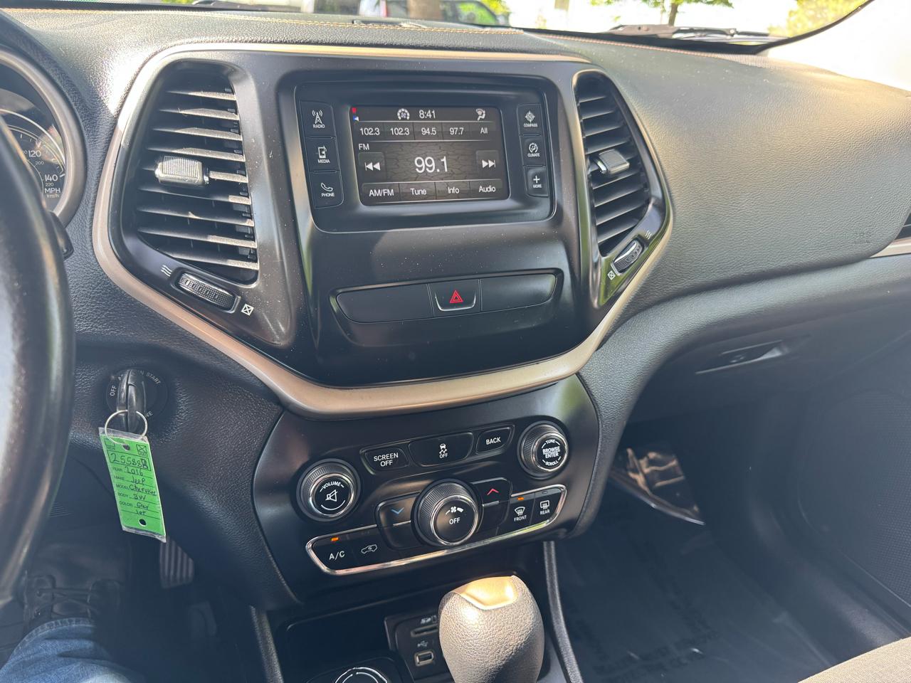 Jeep Cherokee 4WD 4dr Latitude 2016