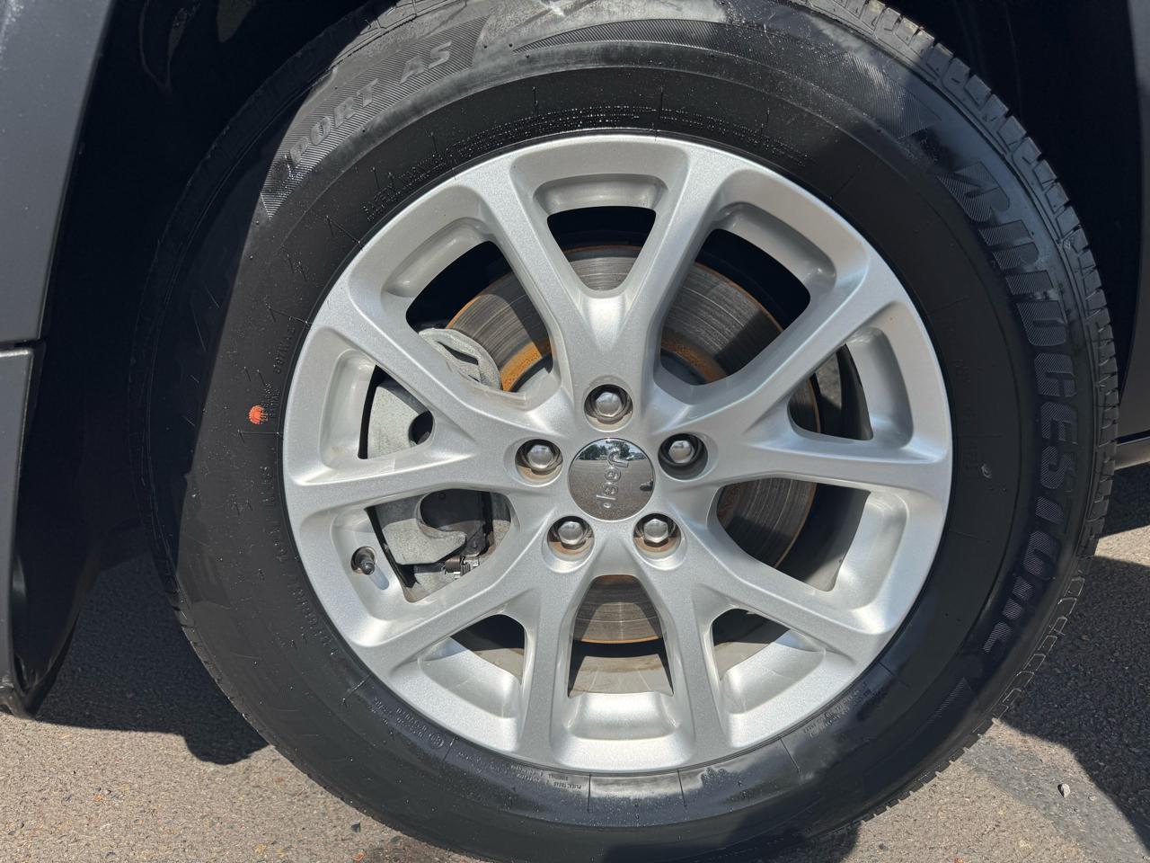 Jeep Cherokee 4WD 4dr Latitude 2016