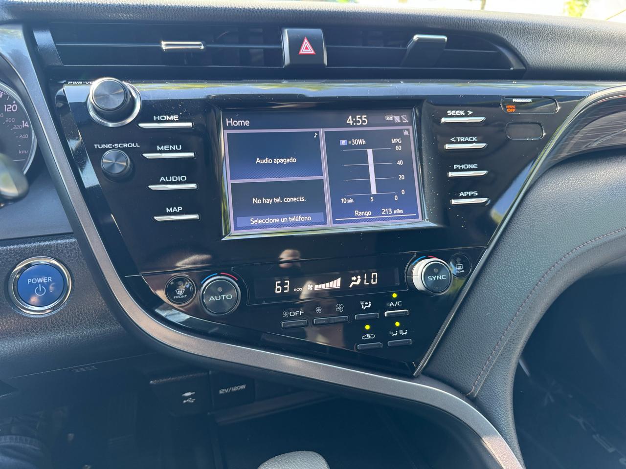 Toyota Camry Hybrid LE CVT (Natl) 2019