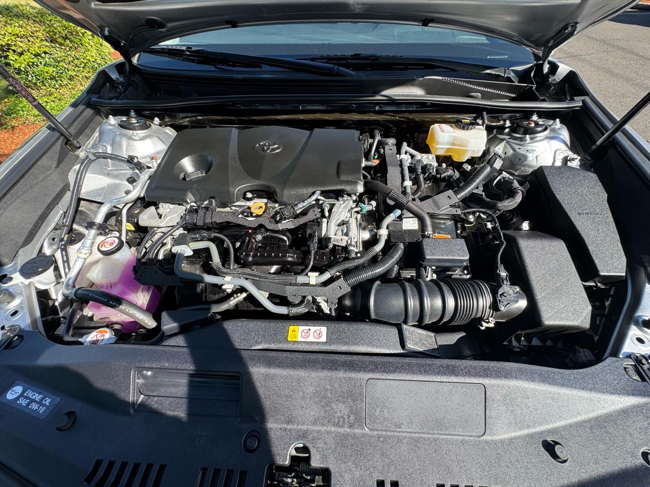 Toyota Camry Hybrid LE CVT (Natl) 2019