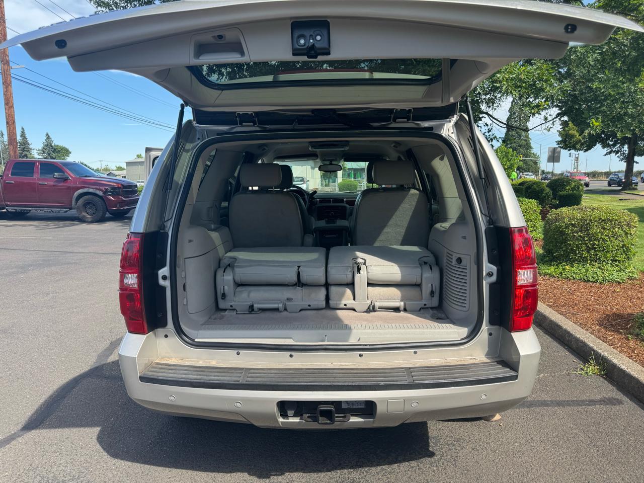 Chevrolet Tahoe 2WD 4dr 1500 LT w/2LT 2009
