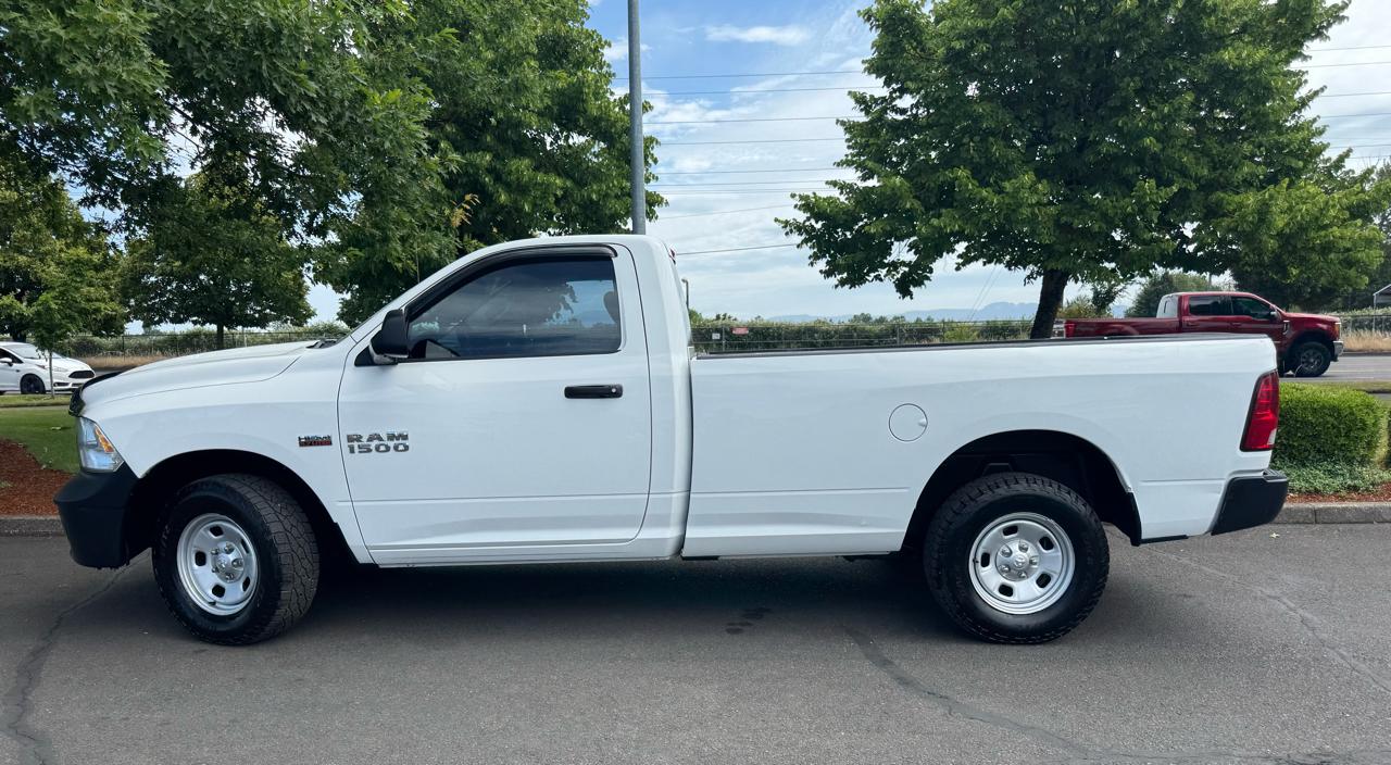 RAM 1500 4WD Reg Cab 140.5" Tradesman 2015