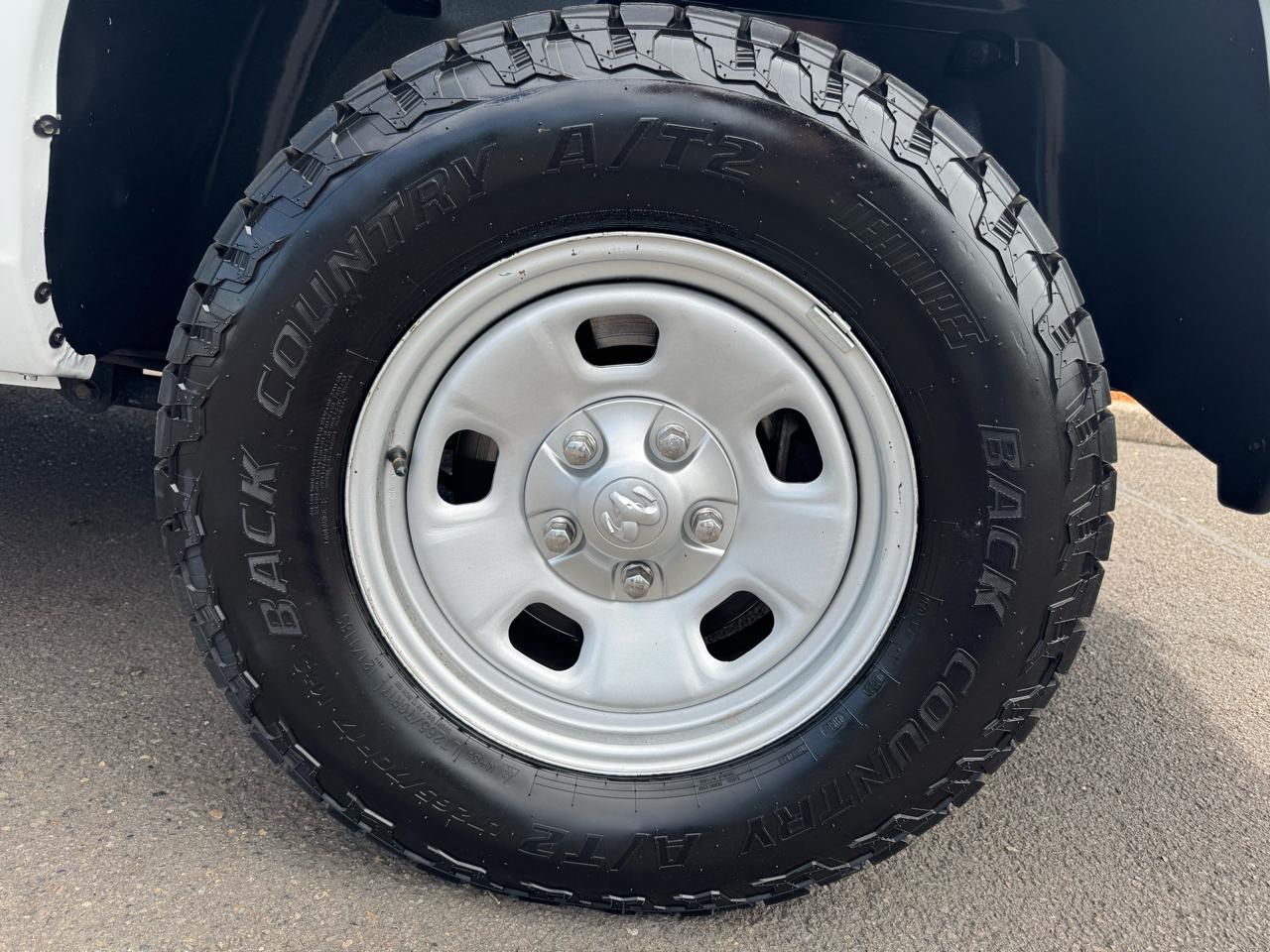 RAM 1500 4WD Reg Cab 140.5" Tradesman 2015