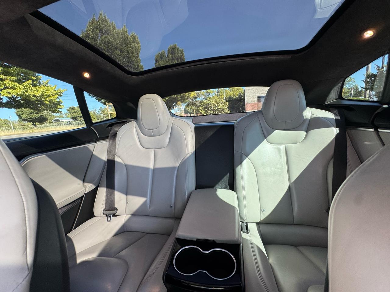 Tesla Model S 4dr Sdn AWD P90D 2015