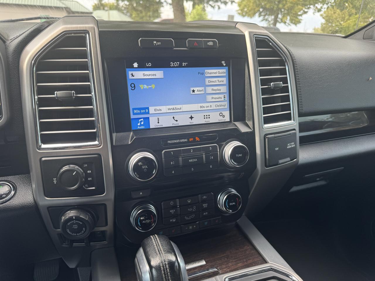 Ford F-150 4WD SuperCrew 145" Platinum 2016