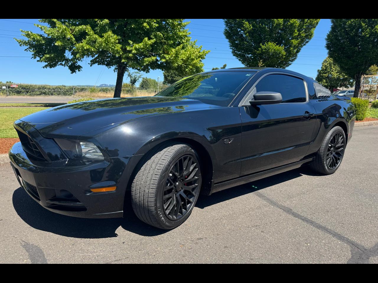 2014 Ford Mustang 2dr Cpe V6