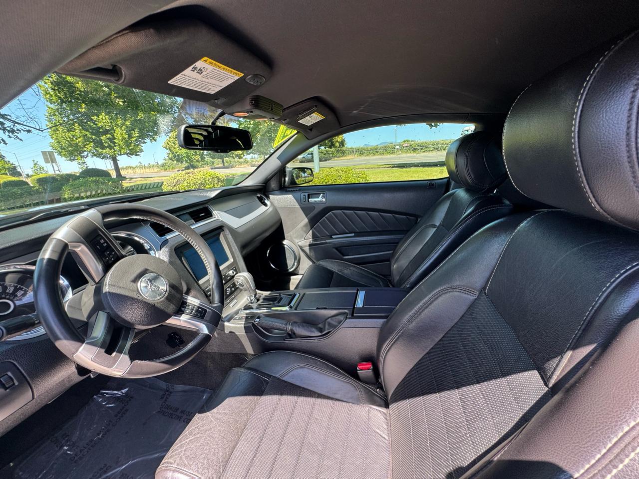 Ford Mustang 2dr Cpe V6 2014