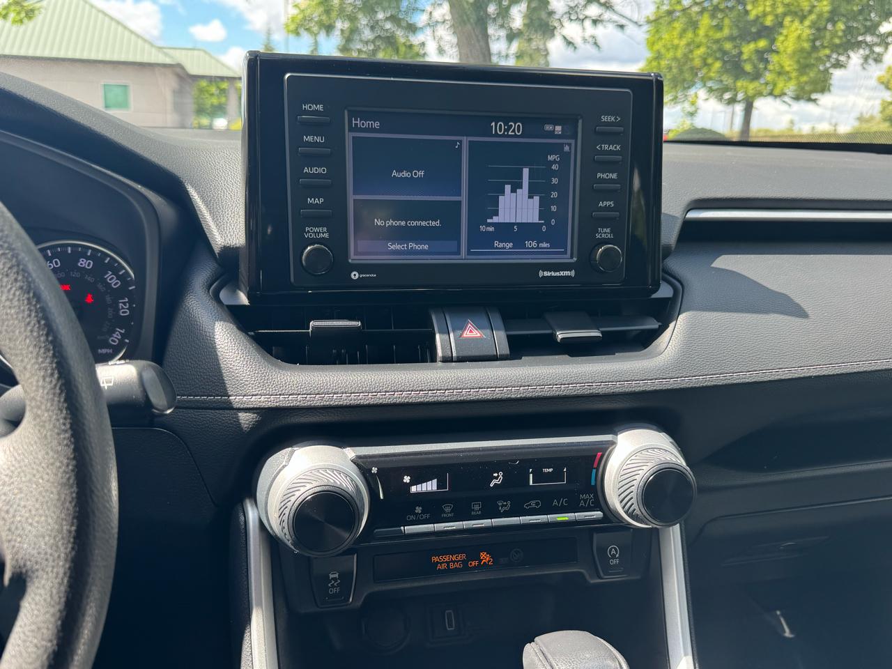 Toyota RAV4 LE AWD (Natl) 2022