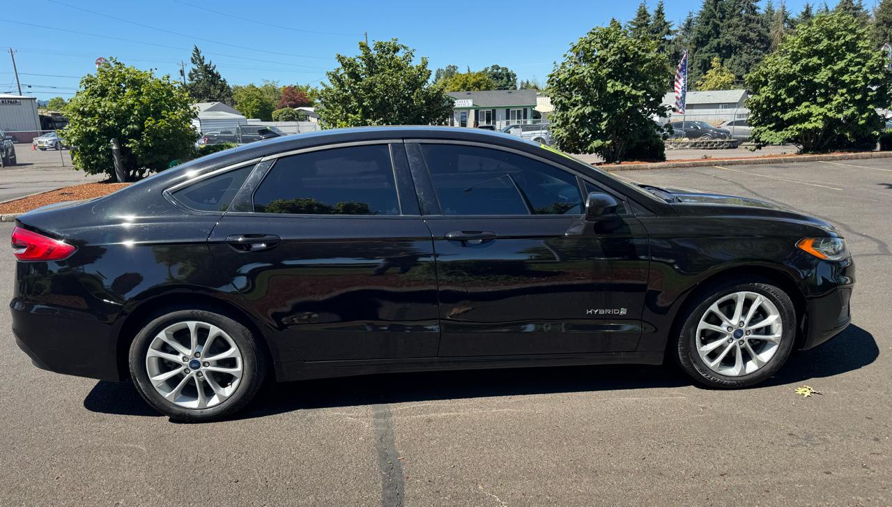 Ford Fusion Hybrid SE FWD 2019
