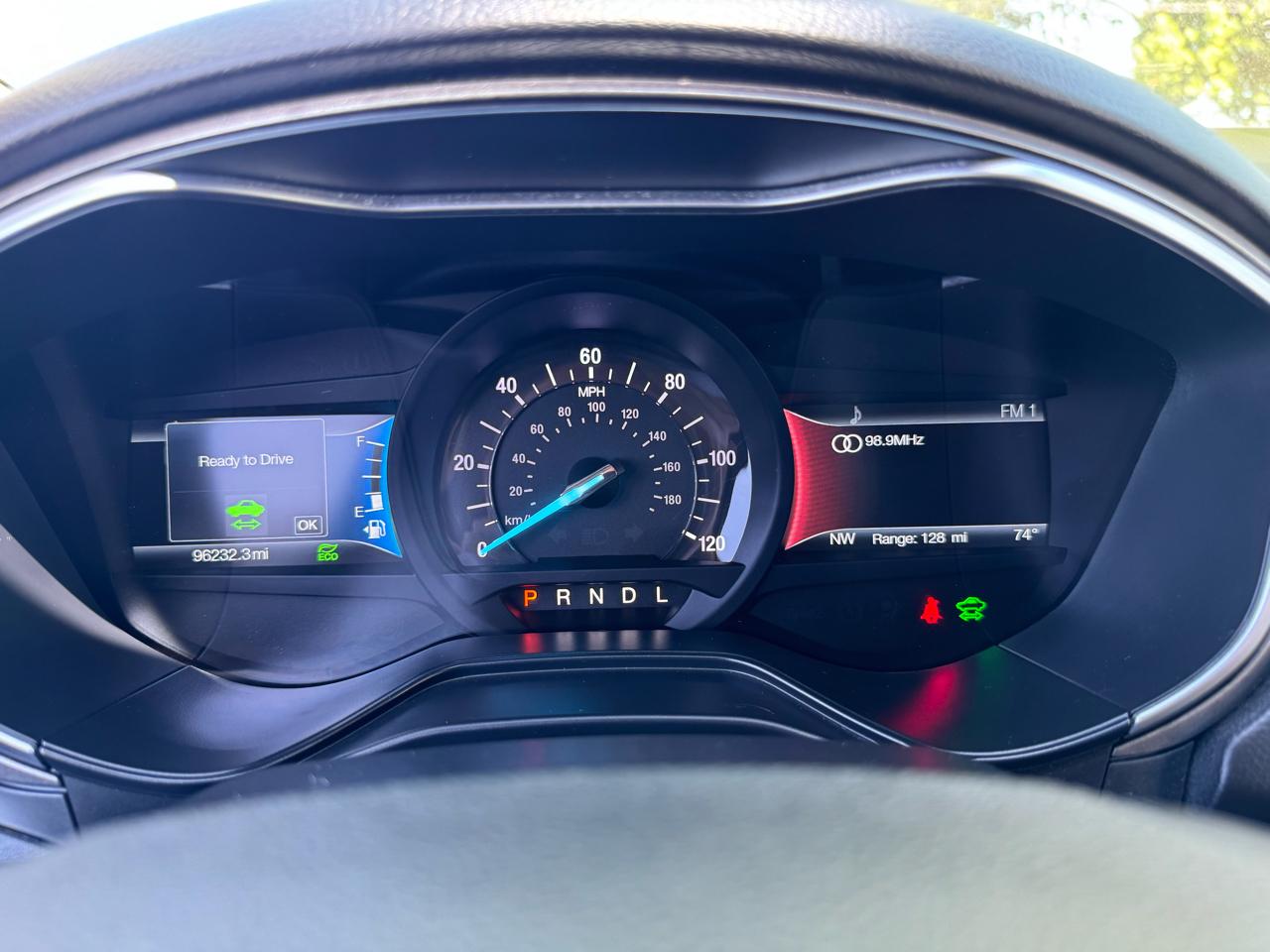 Ford Fusion Hybrid SE FWD 2019