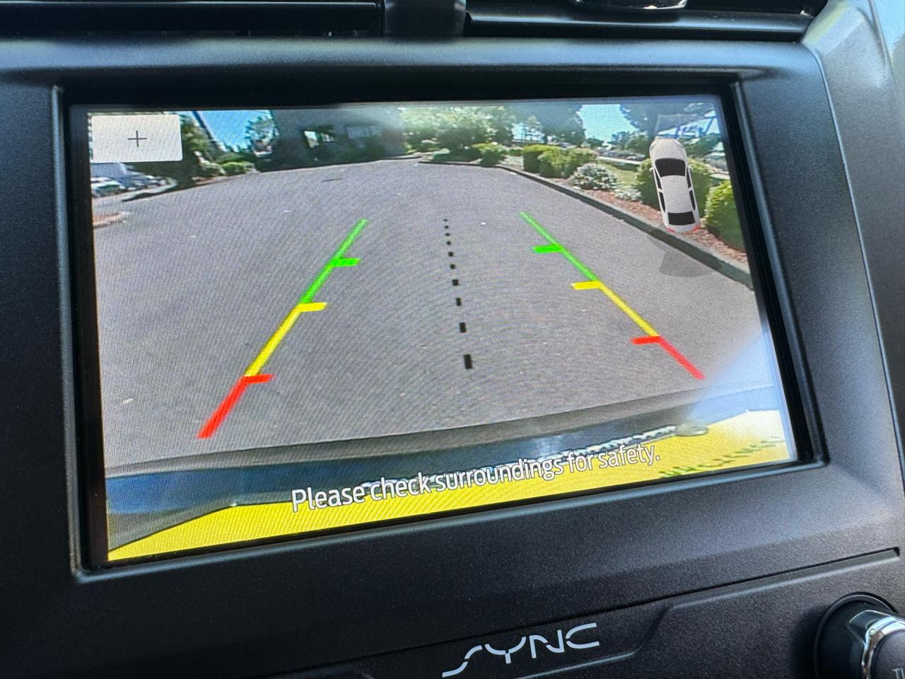 Ford Fusion Hybrid SE FWD 2019