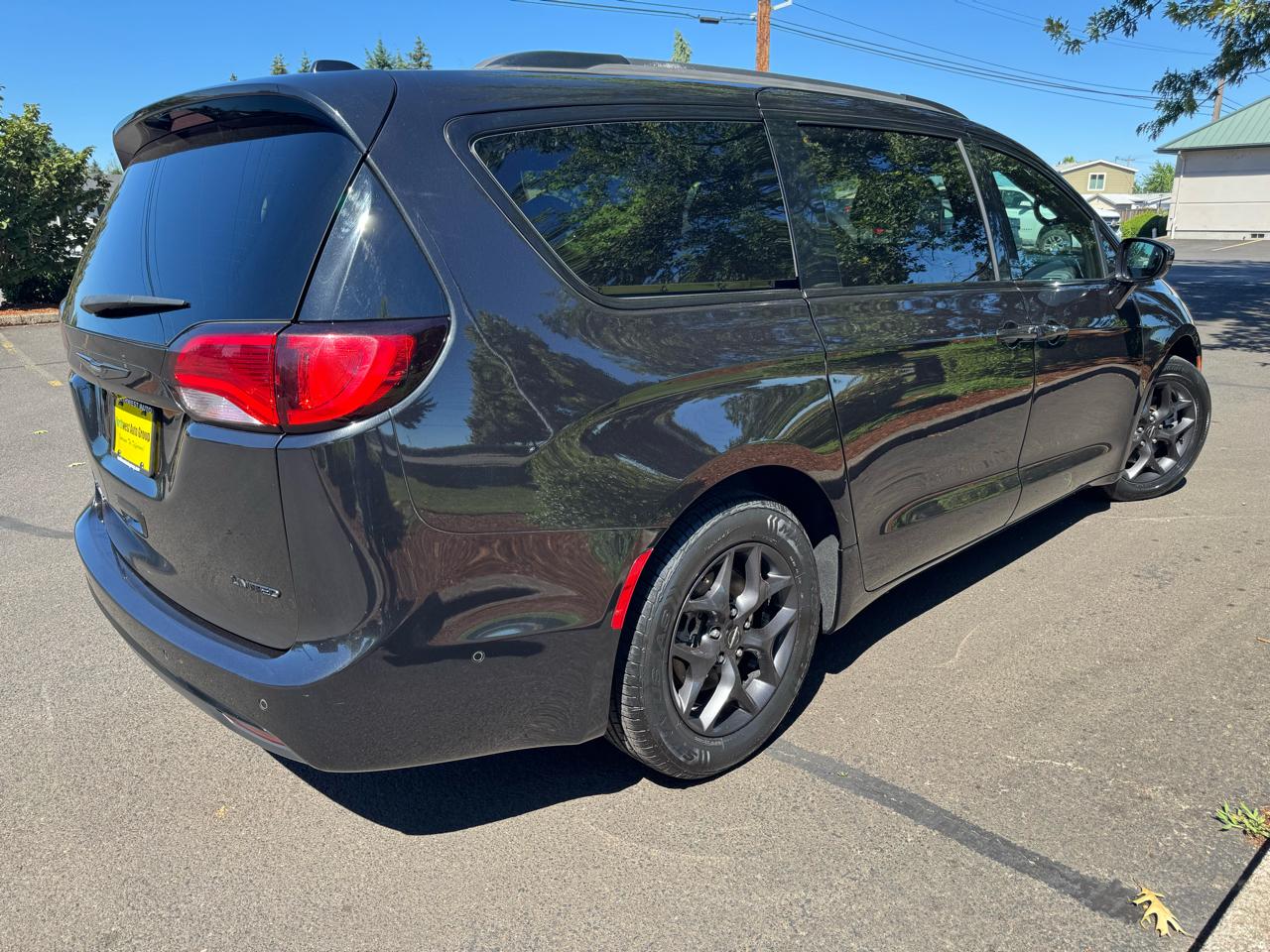 Chrysler Pacifica Limited FWD 2018